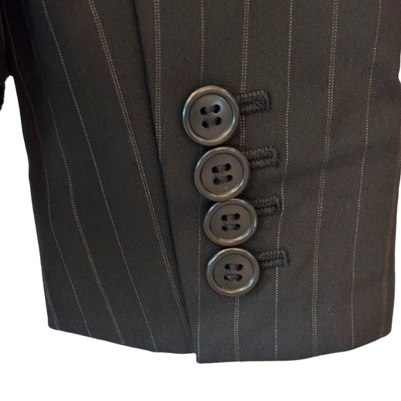 Elie Tahari Pinstripe Career Jacket Size 2 - Picture 8 of 8